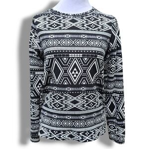 H&M Black and White Aztec Print Long Sleeve Top